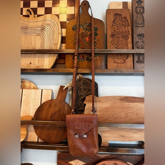 Vintage Western Most Wanted USA Distressed Leather Small Handbag with Arrow - Picture 2 of 4